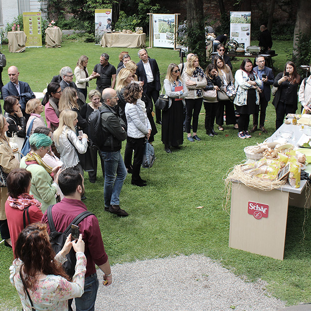 Facciamo di tutto per farvi incontrare.